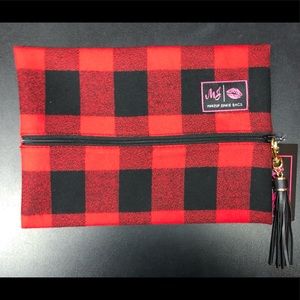 NWT Medium Makeup Junkie Bag-Fireside